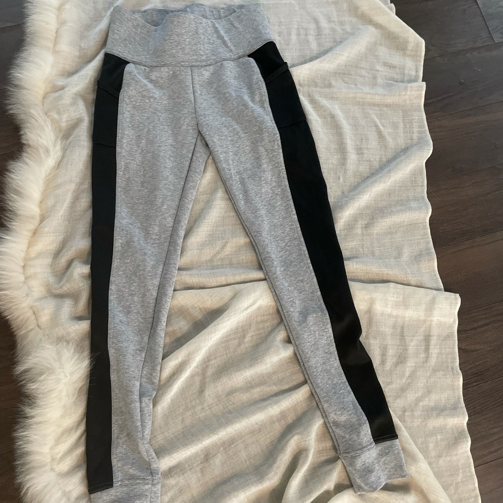 Workout pants